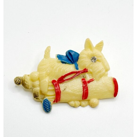 Japan C Clasp 1940’s Celluloid Scotty Dog With Golf Clubs Pin Brooch - Picture 1 of 3
